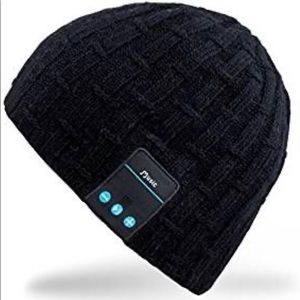 Rotibox Bluetooth speaker beanie
